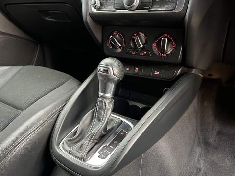 Audi A1 1.4 TFSI S line Sportback 5dr Petrol S Tronic Euro 6 (s/s) (125 ps) - U322