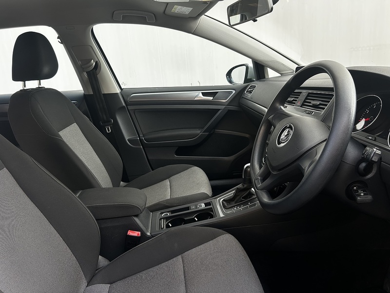 Volkswagen Golf 1.4 TSI BlueMotion Tech S Hatchback 5dr Petrol DSG Euro 5 (s/s) (122 ps) - U324