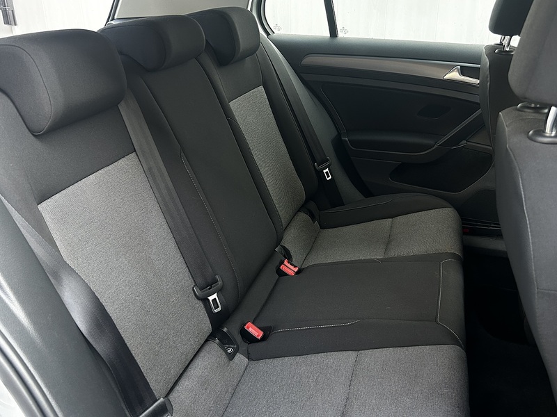 Volkswagen Golf 1.4 TSI BlueMotion Tech S Hatchback 5dr Petrol DSG Euro 5 (s/s) (122 ps) - U324