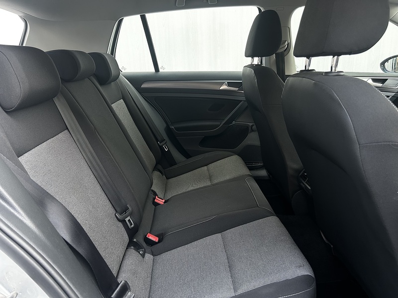 Volkswagen Golf 1.4 TSI BlueMotion Tech S Hatchback 5dr Petrol DSG Euro 5 (s/s) (122 ps) - U324