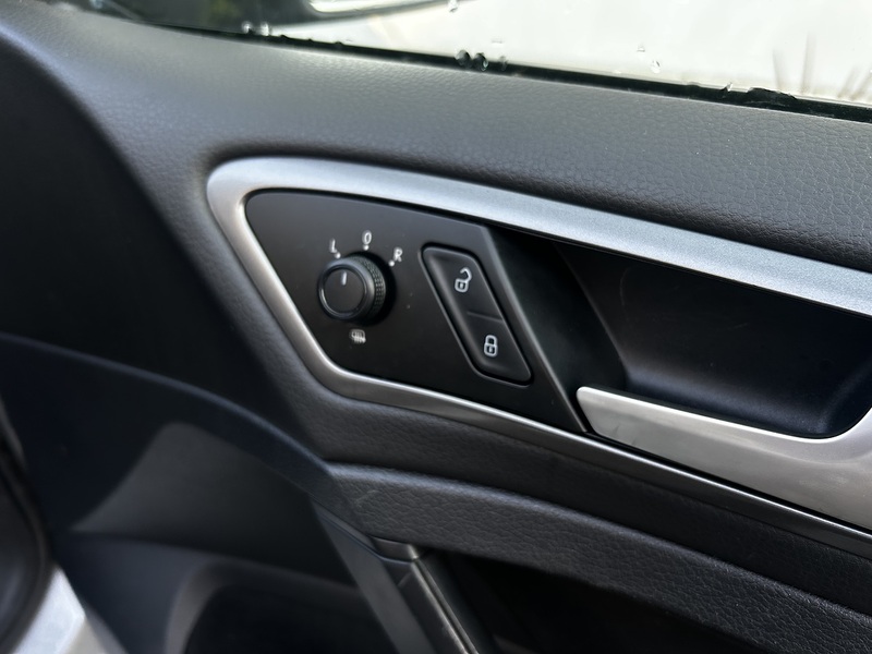 Volkswagen Golf 1.4 TSI BlueMotion Tech S Hatchback 5dr Petrol DSG Euro 5 (s/s) (122 ps) - U324