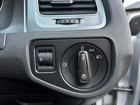 Volkswagen Golf 1.4 TSI BlueMotion Tech S Hatchback 5dr Petrol DSG Euro 5 (s/s) (122 ps) - U324