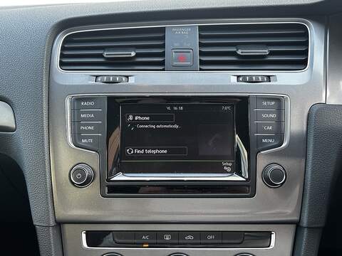 Volkswagen Golf 1.4 TSI BlueMotion Tech S Hatchback 5dr Petrol DSG Euro 5 (s/s) (122 ps) - U324