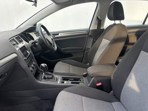 Volkswagen Golf 1.4 TSI BlueMotion Tech S Hatchback 5dr Petrol DSG Euro 5 (s/s) (122 ps) - U324