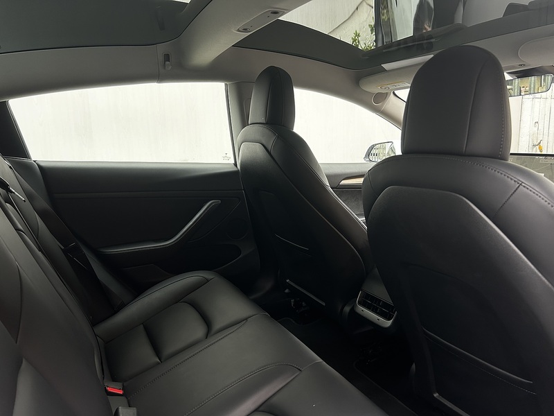 Tesla Model 3 (Dual Motor) Long Range Saloon 4dr Electric Auto 4WDE (346 ps) - U333