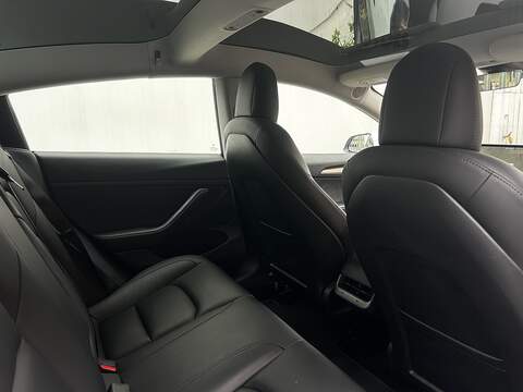 Tesla Model 3 (Dual Motor) Long Range Saloon 4dr Electric Auto 4WDE (346 ps) - U333