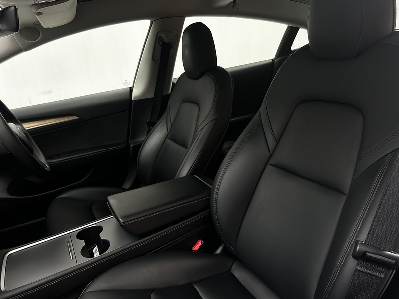 Tesla Model 3 (Dual Motor) Long Range Saloon 4dr Electric Auto 4WDE (346 ps) - U333