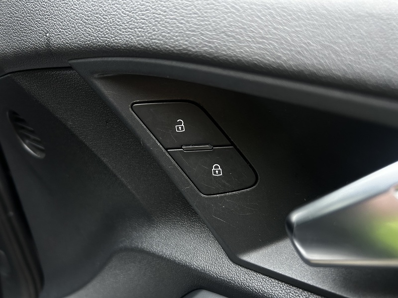 Audi A3 1.4 TFSIe 40 Sport Sportback 5dr Petrol Plug-in Hybrid S Tronic Euro 6 (s/s) 13kWh (204 ps) - U338