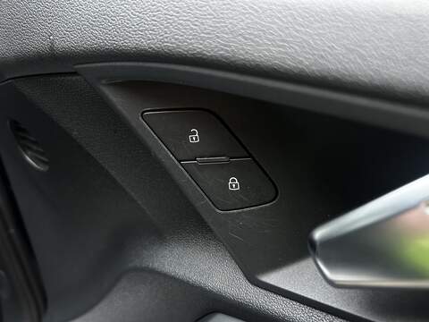 Audi A3 1.4 TFSIe 40 Sport Sportback 5dr Petrol Plug-in Hybrid S Tronic Euro 6 (s/s) 13kWh (204 ps) - U338