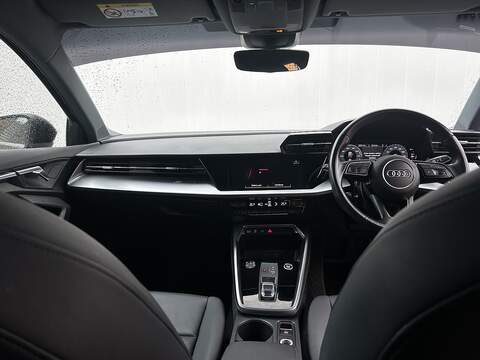 Audi A3 1.4 TFSIe 40 Sport Sportback 5dr Petrol Plug-in Hybrid S Tronic Euro 6 (s/s) 13kWh (204 ps) - U338