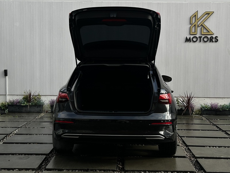 Audi A3 1.4 TFSIe 40 Sport Sportback 5dr Petrol Plug-in Hybrid S Tronic Euro 6 (s/s) 13kWh (204 ps) - U338