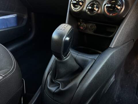 Peugeot 208 1.2 PureTech Active Hatchback 3dr Petrol Manual Euro 6 (82 ps) - U341