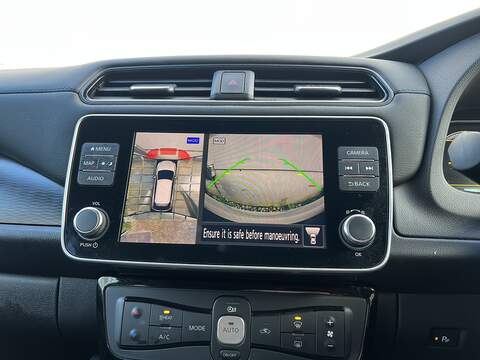 Nissan Leaf 40kWh N-Connecta Hatchback 5dr Electric Auto (150 ps) - U344