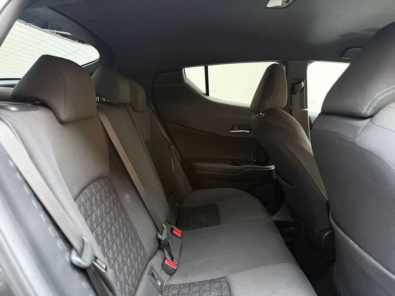 Toyota C-HR 1.8 VVT-h GPF Design SUV 5dr Petrol Hybrid CVT Euro 6 (s/s) (122 ps) - U346