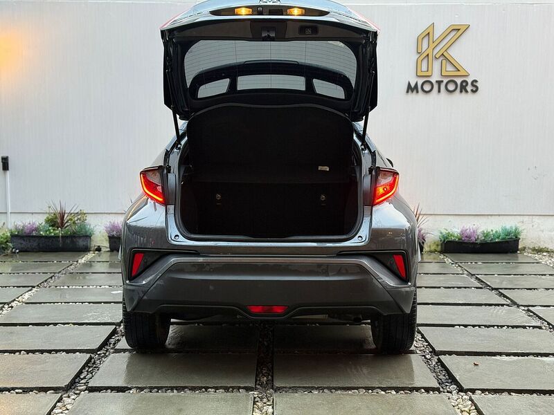 Toyota C-HR 1.8 VVT-h GPF Design SUV 5dr Petrol Hybrid CVT Euro 6 (s/s) (122 ps) - U346