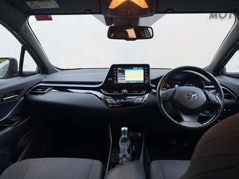 Toyota C-HR 1.8 VVT-h GPF Design SUV 5dr Petrol Hybrid CVT Euro 6 (s/s) (122 ps) - U346