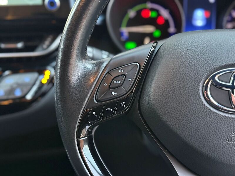 Toyota C-HR 1.8 VVT-h GPF Design SUV 5dr Petrol Hybrid CVT Euro 6 (s/s) (122 ps) - U346