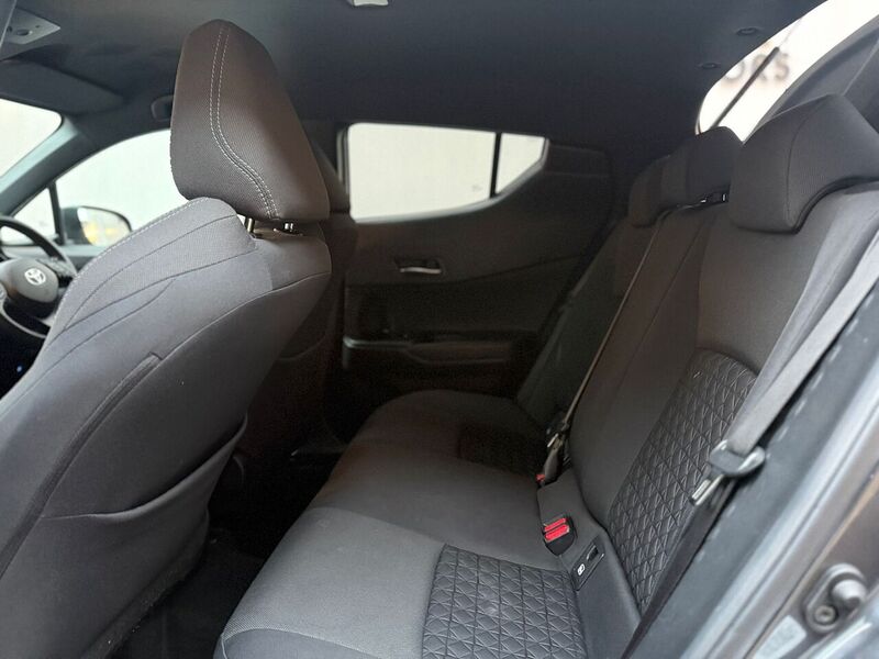 Toyota C-HR 1.8 VVT-h GPF Design SUV 5dr Petrol Hybrid CVT Euro 6 (s/s) (122 ps) - U346