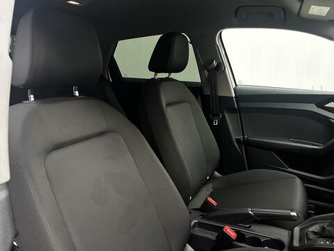 Audi A1 1.0 TFSI 25 Technik Sportback 5dr Petrol S Tronic Euro 6 (s/s) (95 ps) - U349