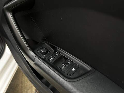 Audi A1 1.0 TFSI 25 Technik Sportback 5dr Petrol S Tronic Euro 6 (s/s) (95 ps) - U349