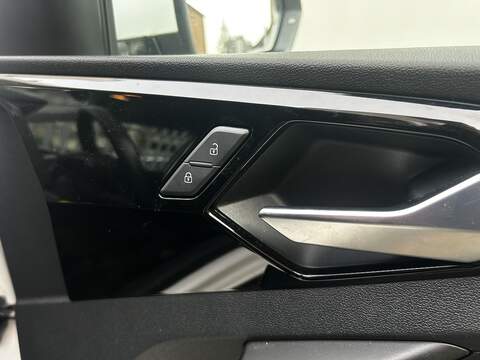 Audi A1 1.0 TFSI 25 Technik Sportback 5dr Petrol S Tronic Euro 6 (s/s) (95 ps) - U349