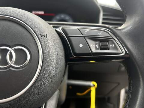 Audi A1 1.0 TFSI 25 Technik Sportback 5dr Petrol S Tronic Euro 6 (s/s) (95 ps) - U349