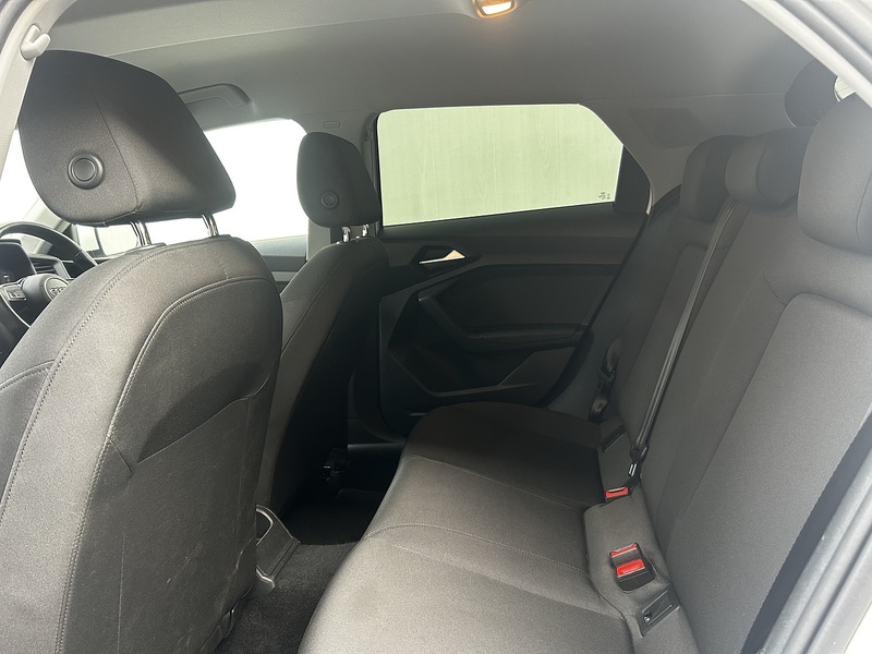 Audi A1 1.0 TFSI 25 Technik Sportback 5dr Petrol S Tronic Euro 6 (s/s) (95 ps) - U349