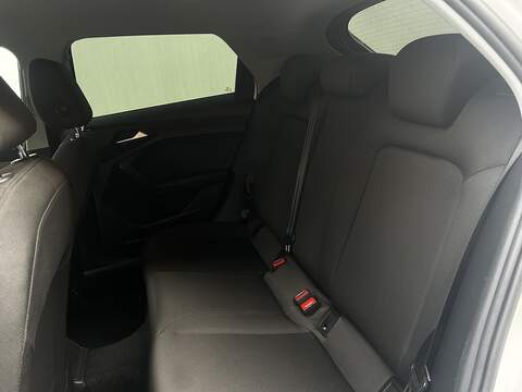 Audi A1 1.0 TFSI 25 Technik Sportback 5dr Petrol S Tronic Euro 6 (s/s) (95 ps) - U349