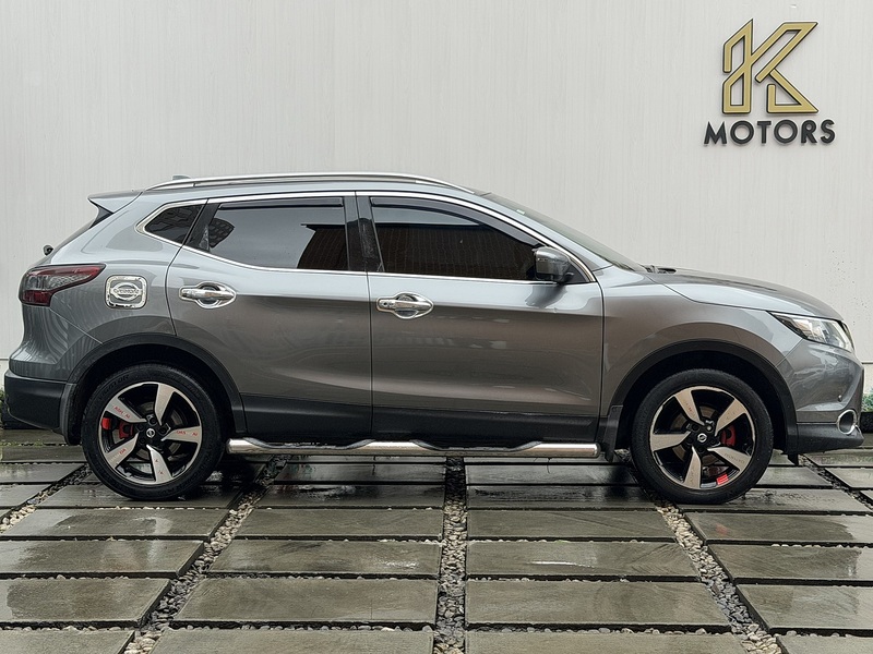 Nissan Qashqai 1.2 DIG-T N-Vision SUV 5dr Petrol Manual 2WD Euro 6 (s/s) (115 ps) - U354