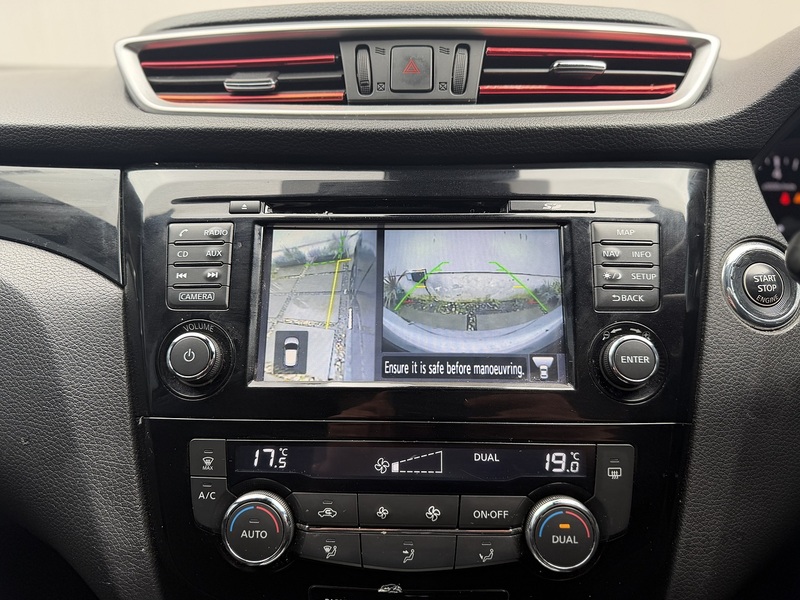 Nissan Qashqai 1.2 DIG-T N-Vision SUV 5dr Petrol Manual 2WD Euro 6 (s/s) (115 ps) - U354