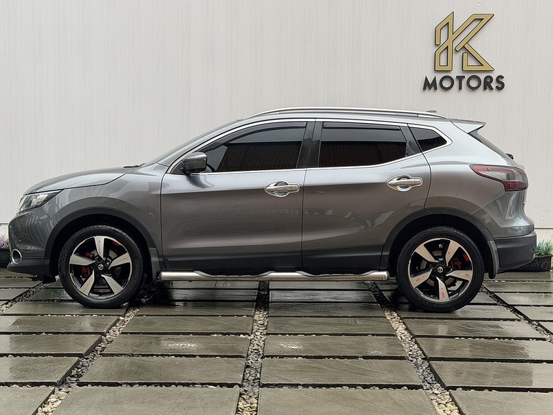 Nissan Qashqai 1.2 DIG-T N-Vision SUV 5dr Petrol Manual 2WD Euro 6 (s/s) (115 ps) - U354