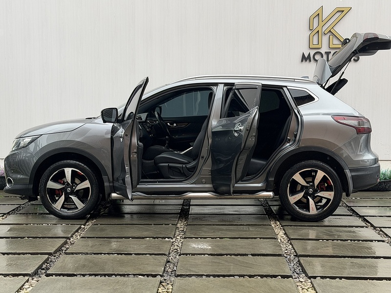 Nissan Qashqai 1.2 DIG-T N-Vision SUV 5dr Petrol Manual 2WD Euro 6 (s/s) (115 ps) - U354