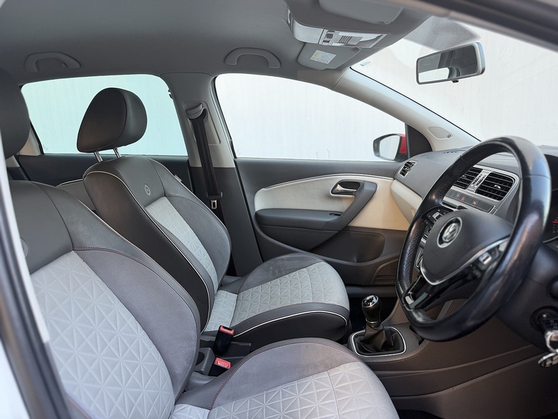 Volkswagen Polo 1.0 beats Hatchback 5dr Petrol Manual Euro 6 (s/s) (60 ps) - U356