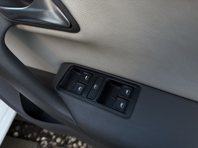 Volkswagen Polo 1.0 beats Hatchback 5dr Petrol Manual Euro 6 (s/s) (60 ps) - U356