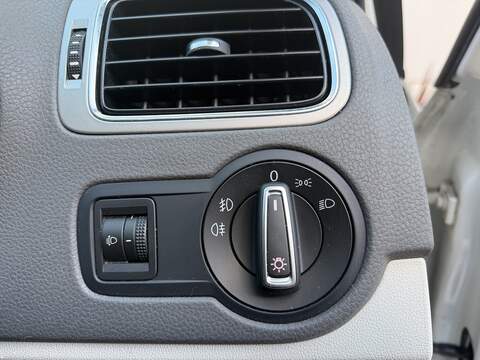 Volkswagen Polo 1.0 beats Hatchback 5dr Petrol Manual Euro 6 (s/s) (60 ps) - U356