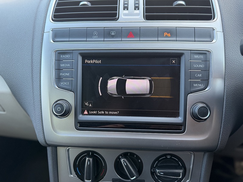 Volkswagen Polo 1.0 beats Hatchback 5dr Petrol Manual Euro 6 (s/s) (60 ps) - U356