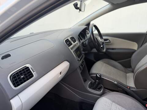 Volkswagen Polo 1.0 beats Hatchback 5dr Petrol Manual Euro 6 (s/s) (60 ps) - U356