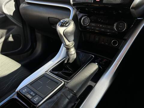 Mitsubishi Eclipse Cross 1.5T 3 SUV 5dr Petrol Manual Euro 6 (s/s) (163 ps) - U357