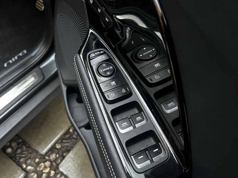 Kia Niro 64kWh 4+ SUV 5dr Electric Auto (201 bhp) - U372