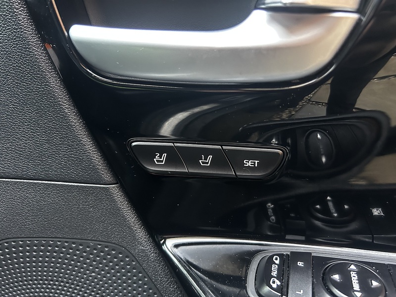 Kia Niro 64kWh 4+ SUV 5dr Electric Auto (201 bhp) - U372