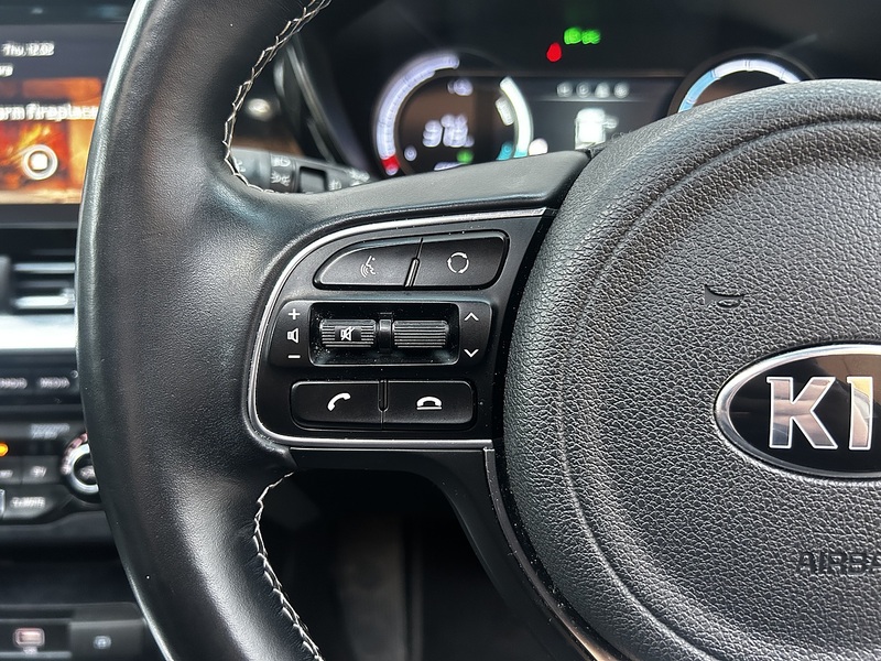 Kia Niro 64kWh 4+ SUV 5dr Electric Auto (201 bhp) - U372