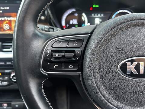 Kia Niro 64kWh 4+ SUV 5dr Electric Auto (201 bhp) - U372