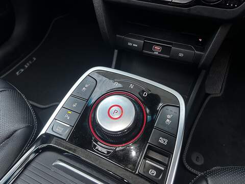 Kia Niro 64kWh 4+ SUV 5dr Electric Auto (201 bhp) - U372