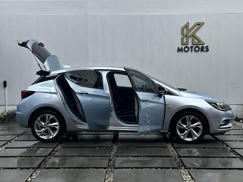 Vauxhall Astra 1.4i Turbo SRi Nav Hatchback 5dr Petrol Auto Euro 6 (s/s) (150 ps) - U373