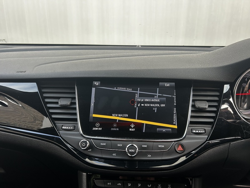 Vauxhall Astra 1.4i Turbo SRi Nav Hatchback 5dr Petrol Auto Euro 6 (s/s) (150 ps) - U373