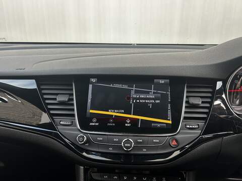 Vauxhall Astra 1.4i Turbo SRi Nav Hatchback 5dr Petrol Auto Euro 6 (s/s) (150 ps) - U373