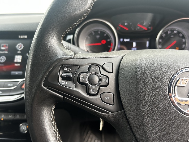 Vauxhall Astra 1.4i Turbo SRi Nav Hatchback 5dr Petrol Auto Euro 6 (s/s) (150 ps) - U373