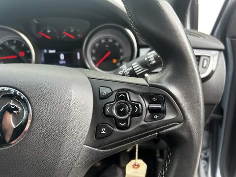Vauxhall Astra 1.4i Turbo SRi Nav Hatchback 5dr Petrol Auto Euro 6 (s/s) (150 ps) - U373