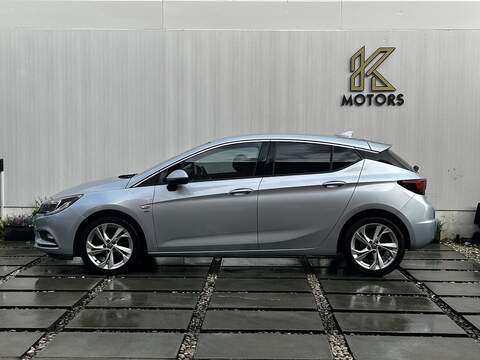 Vauxhall Astra 1.4i Turbo SRi Nav Hatchback 5dr Petrol Auto Euro 6 (s/s) (150 ps) - U373