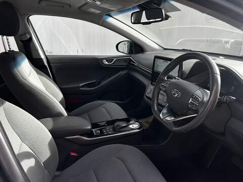 Hyundai IONIQ 38.3kWh Premium Hatchback 5dr Electric Auto (136 ps) - U374